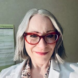 Meet your Posher, Stacy